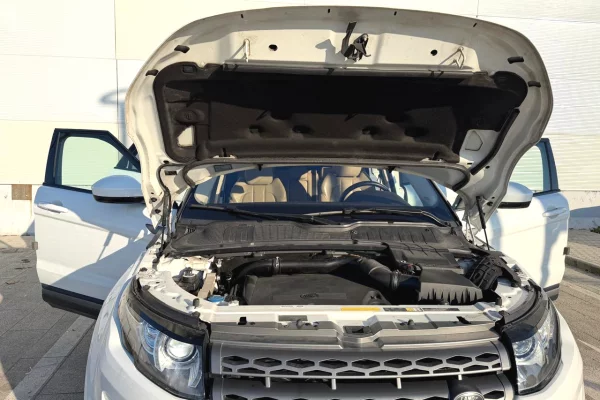 Makina ne shitje ne Tirane, Land Rover, 2015 Diesel,Kambio Automatik Pagesa 1,590,000  Leke.