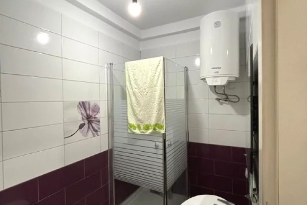 Shtepi me qera 2+1 ne Tirane - 500 Euro