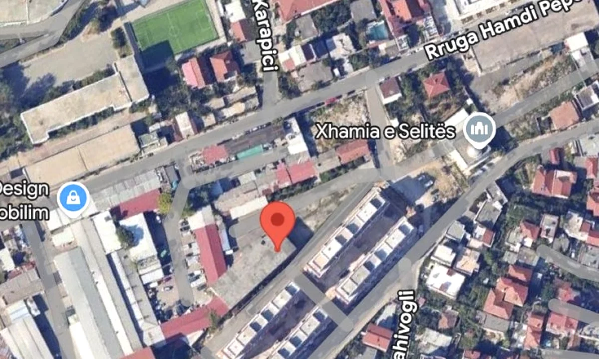 Jepet me qera magazine Open Space ne Tirane.