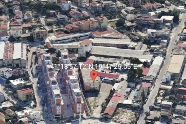 Ambient biznesi me qera 3+1 ne Tirane - 700 Euro