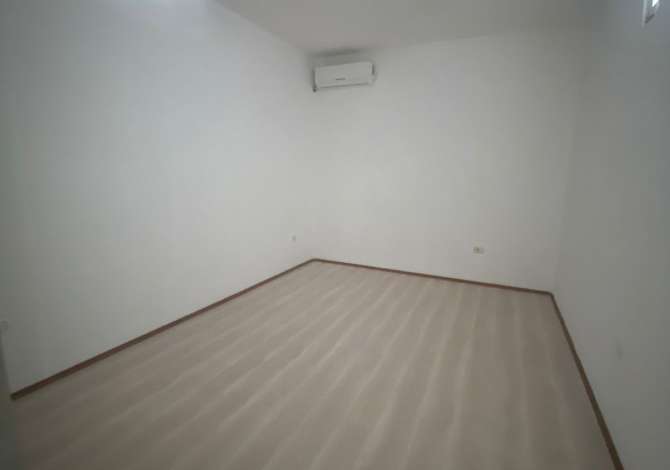 Ambient biznesi me qera 3+1 ne Tirane - 1,000 Euro