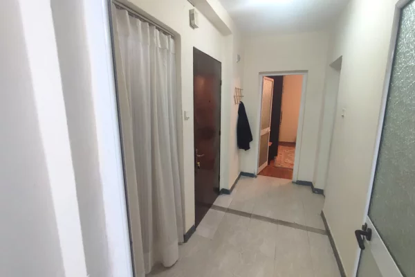 House for Rent 1+1 in Tirana - 40,000 Leke