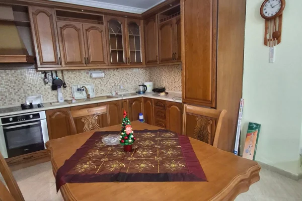 Shtepi me qera Apartament ne Durres, 1+1, Mobilimi E mobiluar, Pagesa 350  Euro.