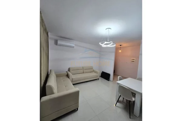 Shtepi me qera Apartament ne Tirane, 2+1, Mobilimi E mobiluar, Pagesa 55,000  Leke.