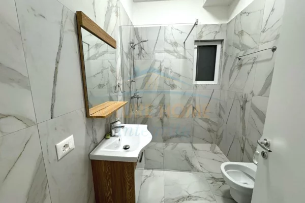 Shtepi me qera 1+1 ne Tirane - 650 Euro