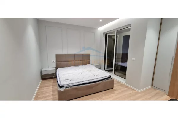 Shtepi me qera Apartament ne Tirane, 2+1, Mobilimi E mobiluar, Pagesa 800  Euro.