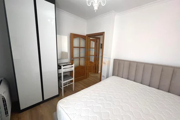 Shtepi me qera 3+1 ne Tirane - 700 Euro