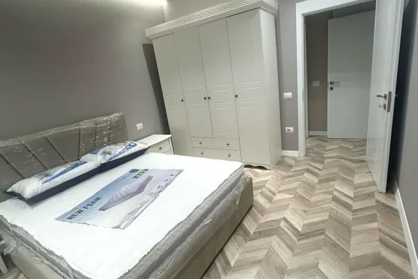 Shtepi ne shitje Apartament ne Tirane, 2+1, Mobilimi E mobiluar, Pagesa 355,000  Euro.