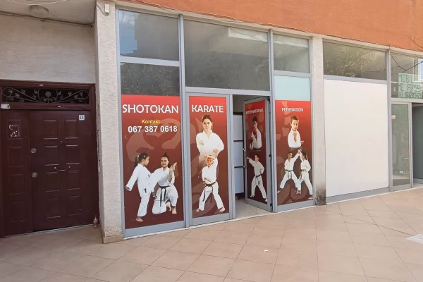 🏬 SHESIM DYQAN PRANE RESTORANT FRESKU 🏬 📐 165 m2 ambient i brendshem + 150 m2 verande 📍 Kati 0 |