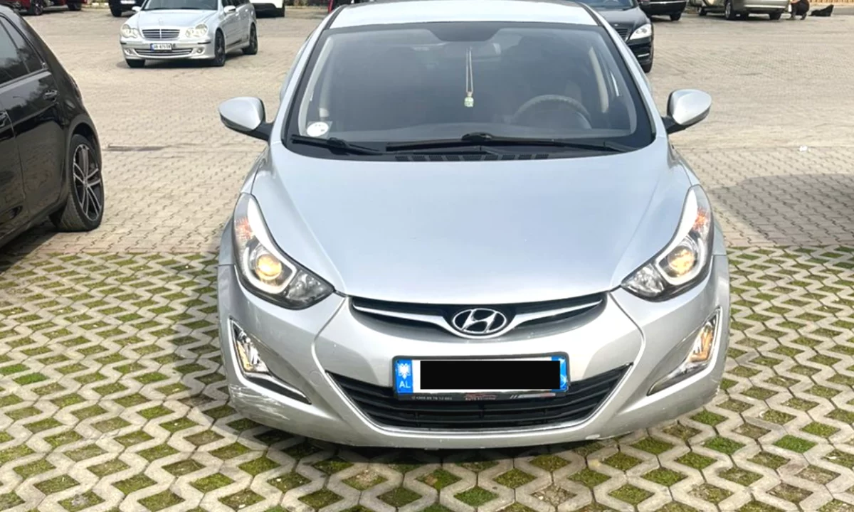 Cars for sale in Tirana, Hyundai, 2015 Diesel,Kambio Automatik Payment 6,300  Euro.