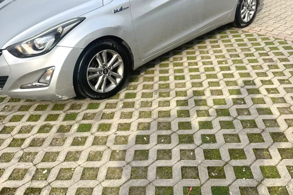 Cars for sale in Tirana, Hyundai, 2015 Diesel,Kambio Automatik Payment 6,300  Euro.