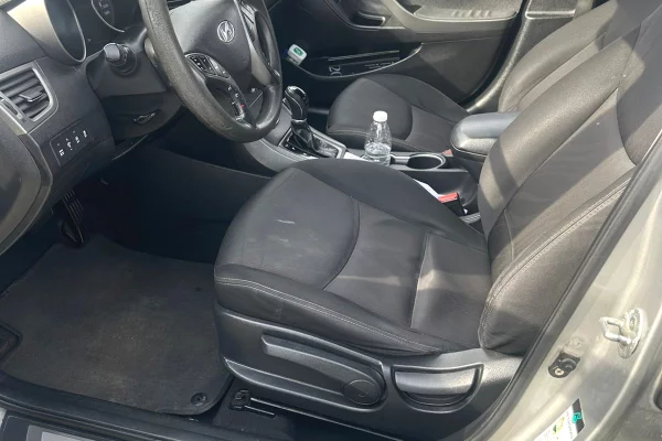 Cars for sale in Tirana, Hyundai, 2015 Diesel,Kambio Automatik Payment 6,300  Euro.