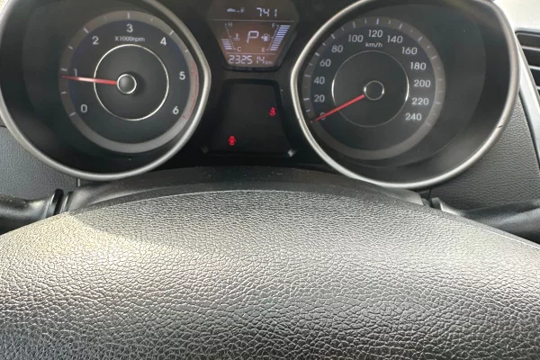 Cars for sale in Tirana, Hyundai, 2015 Diesel,Kambio Automatik Payment 6,300  Euro.