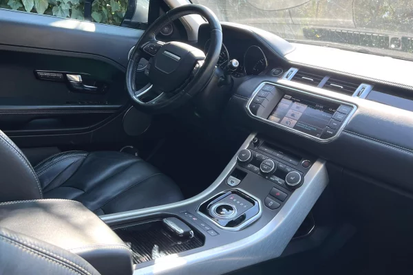 Range Rover Evoque – Automat | 2.2 Nafte Duke Filluar Nga 60 Euro Dita