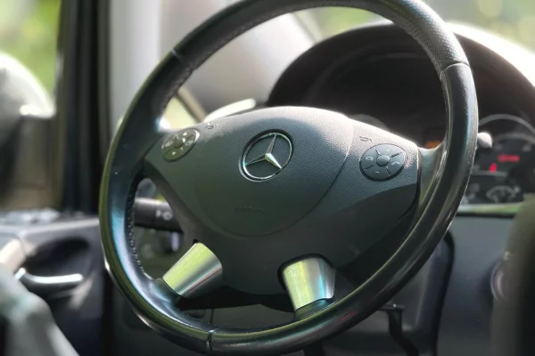 Mercedes-Benz Viano – Automat | 2.2 Nafte Duke Filluar nga 90 Euro Dita