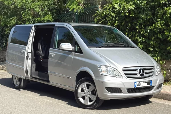 Mercedes-Benz Viano – Automat | 2.2 Nafte Duke Filluar nga 90 Euro Dita