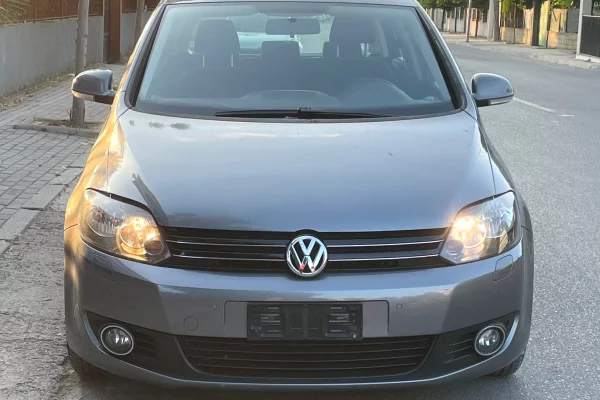 Volkswagen Golf 6 – Manual | 1.6 Nafte Duke Filluar nga 25 Euro Dita