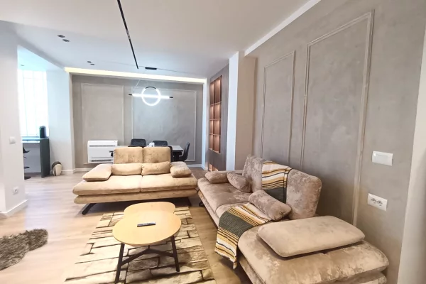 House for Rent 3+1 in Tirana - 1,200 Euro