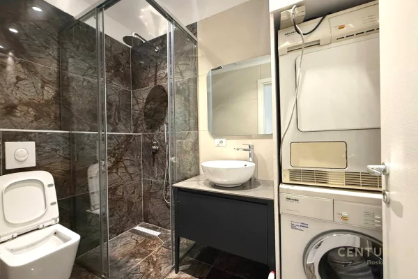 Shtepi me qera Apartament ne Tirane, 2+1, Mobilimi E mobiluar, Pagesa 550  Euro.