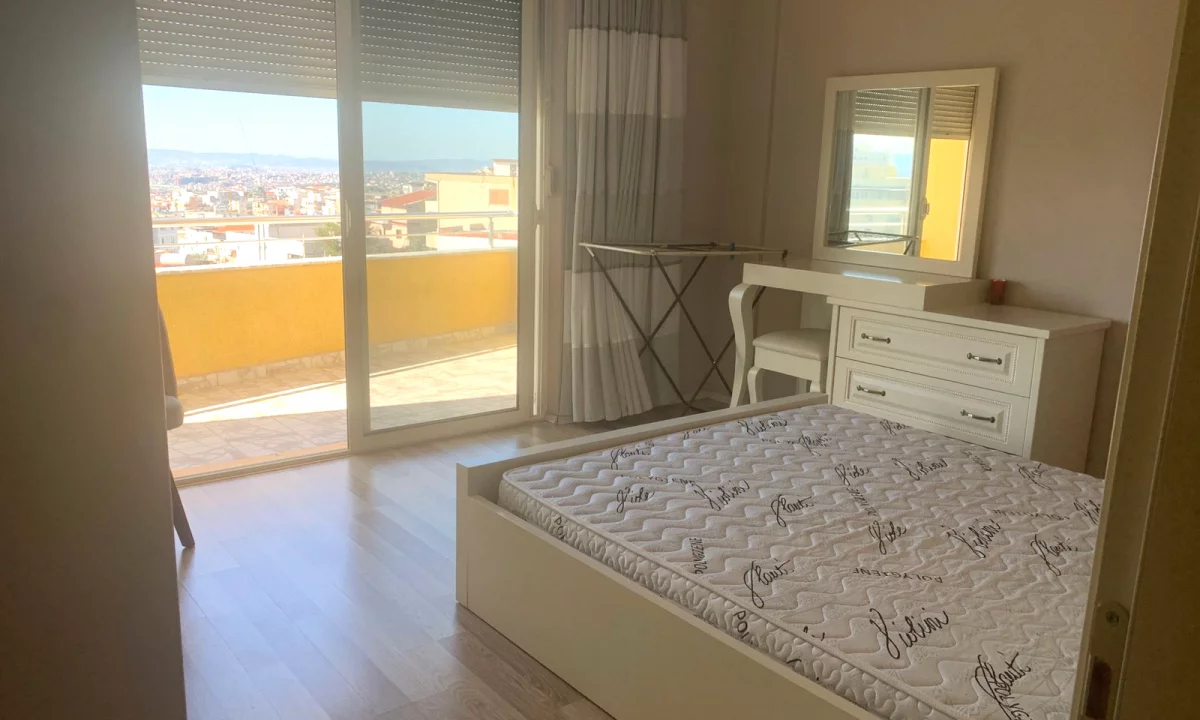 Shtepi me qera Apartament ne Tirane, 2+1, Mobilimi E mobiluar, Pagesa 45,000  Leke.