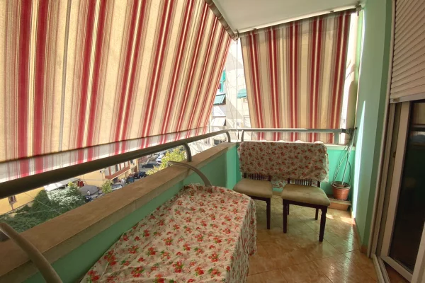 Appartamento in affitto a Tirana 2+1, Arredato