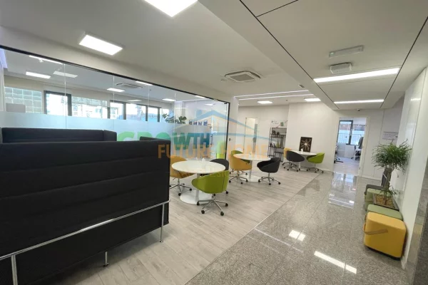 Ambient biznesi me qera 3+1 ne Tirane - 17,000 Euro