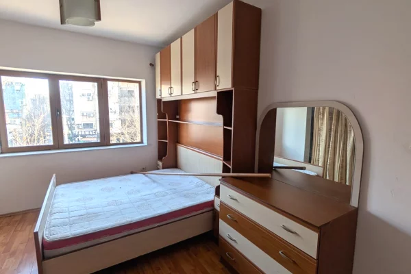 Shtepi me qera Apartament ne Tirane, 2+1, Mobilimi E mobiluar, Pagesa 500  Euro.