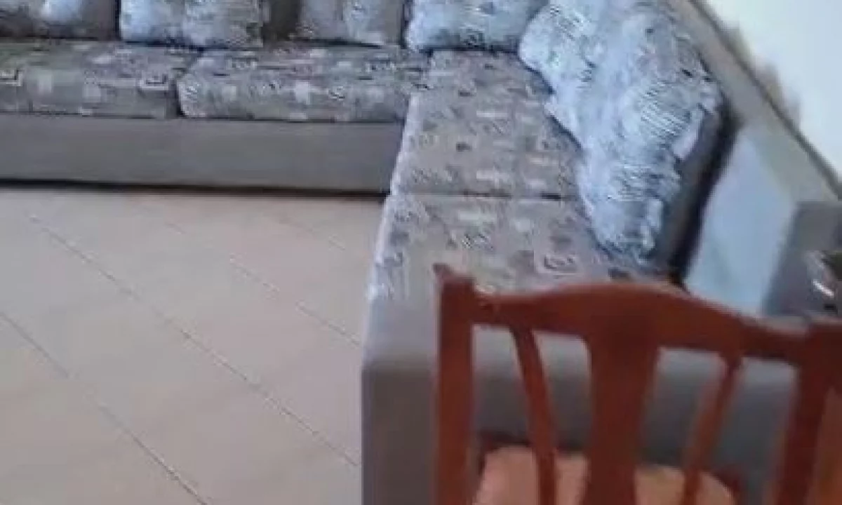 Shtepi me qera Apartament ne Tirane, 2+1, Mobilimi E mobiluar, Pagesa 400  Euro.