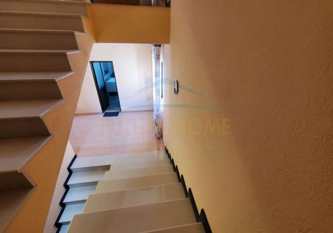Shtepi ne shitje 4+1 ne Tirane - 270,000 Euro