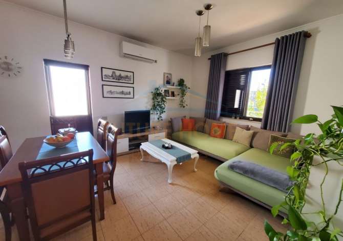 Shtepi ne shitje 4+1 ne Tirane - 270,000 Euro
