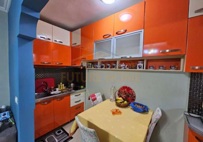Shtepi me qera Apartament ne Tirane, 2+1, Mobilimi E mobiluar, Pagesa 550  Euro.