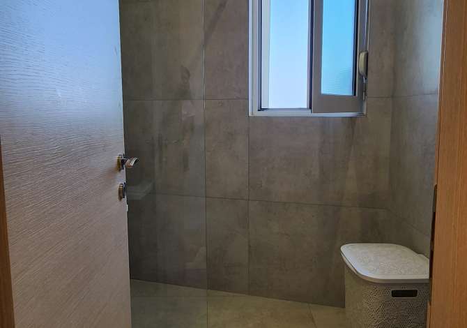 Shtepi me qera Apartament ne Tirane, 2+1, Mobilimi E mobiluar, Pagesa 650  Euro.