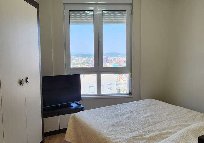 Shtepi me qera Apartament ne Tirane, 2+1, Mobilimi E mobiluar, Pagesa 650  Euro.