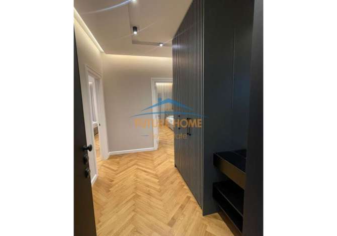 Shtepi me qera 3+1 ne Tirane - 2,500 Euro