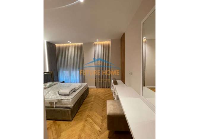 Shtepi me qera 3+1 ne Tirane - 2,500 Euro