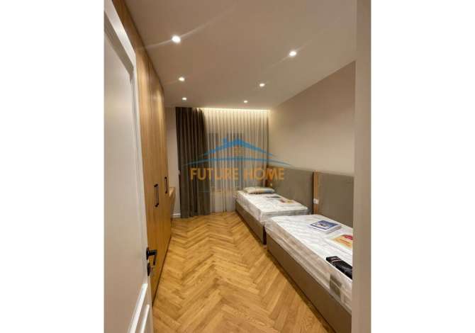 Shtepi me qera Apartament ne Tirane, 3+1, Mobilimi E mobiluar, Pagesa 2,500  Euro.