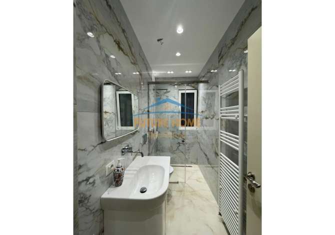 Shtepi ne shitje Apartament ne Tirane, 2+1, Mobilimi Bosh, pa mobiluar, Pagesa 160,000  Euro.