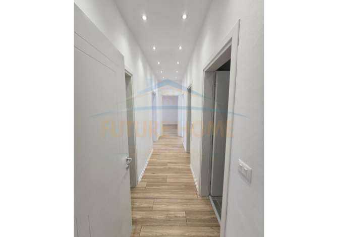 Ambient biznesi me qera 3+1 ne Tirane - 1,500 Euro