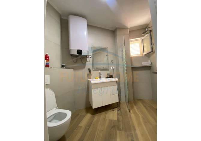 Ambient biznesi me qera 3+1 ne Tirane - 500 Euro