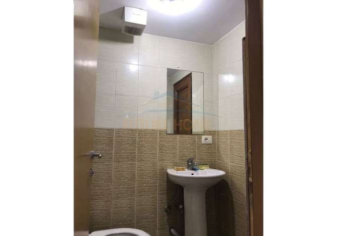 Ambient biznesi me qera 3+1 ne Tirane - 400 Euro