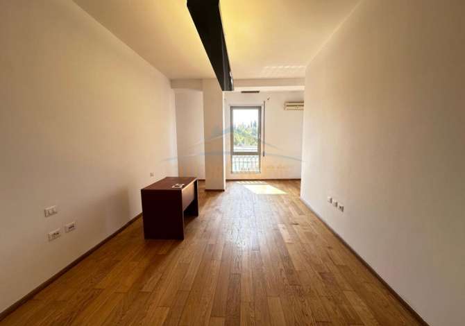 Ambient biznesi me qera 3+1 ne Tirane - 1,500 Euro