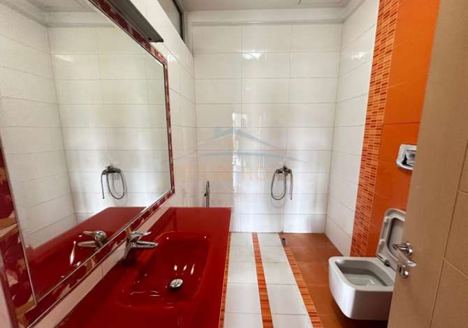 Ambient Biznesi per qira, Garda , Blloku.