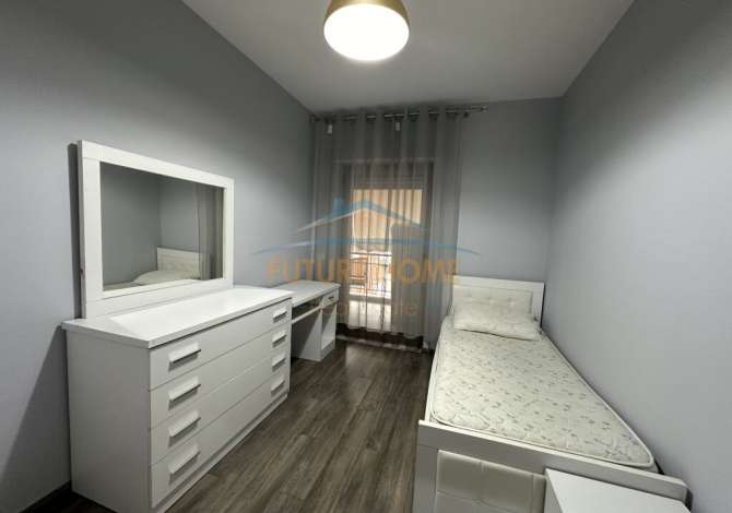 Shtepi me qera 3+1 ne Tirane - 1,000 Euro
