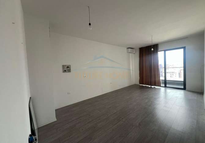 Ambient biznesi me qera 3+1 ne Tirane - 500 Euro