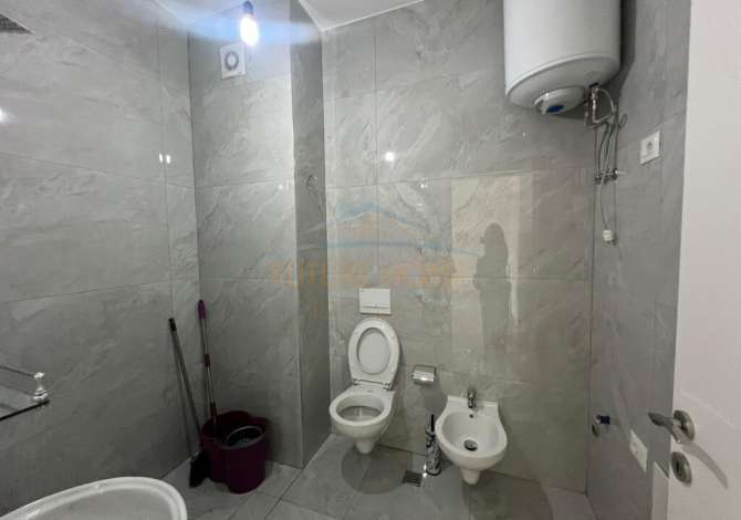 Ambient biznesi me qera 3+1 ne Tirane - 500 Euro