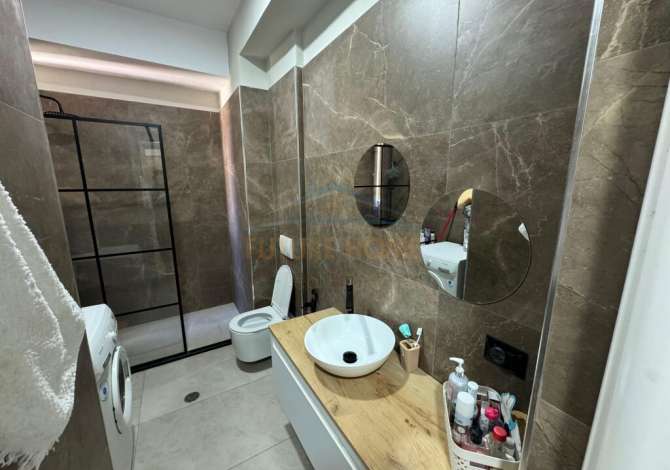 Shtepi ne shitje 2+1 ne Tirane - 160,000 Euro