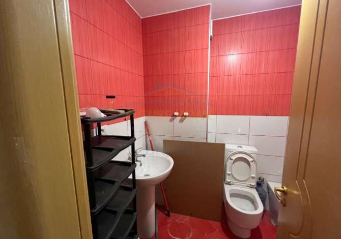 Shtepi me qera 2+1 ne Tirane - 550 Euro
