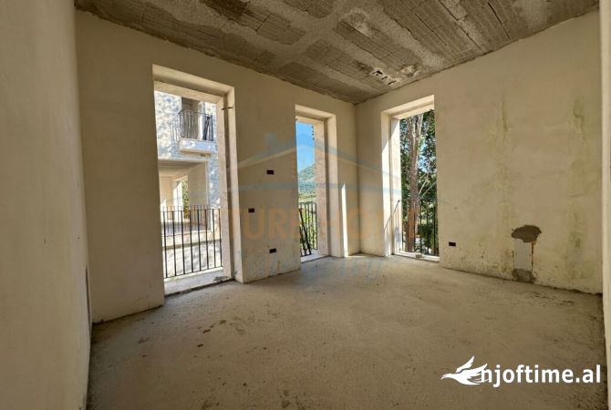 Shtepi ne shitje 3+1 ne Tirane - 450,000 Euro