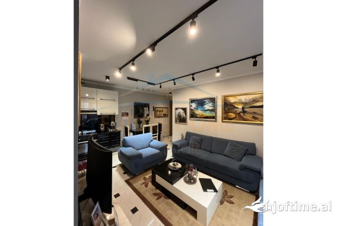 Shtepi ne shitje 2+1 ne Tirane - 186,000 Euro