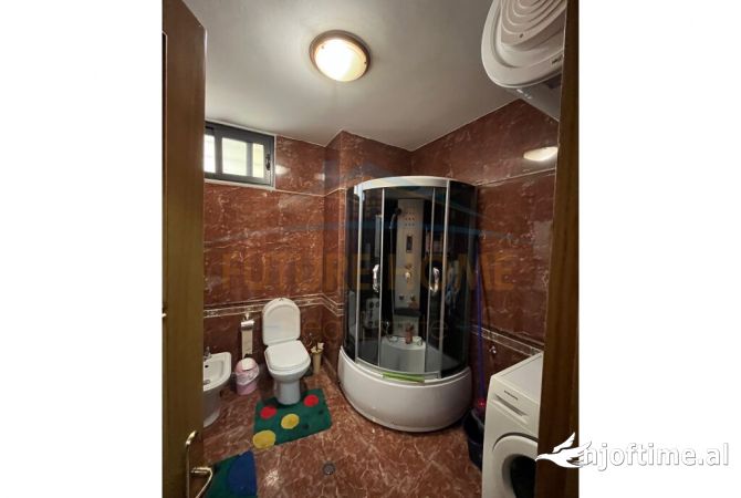 Shtepi ne shitje 2+1 ne Tirane - 186,000 Euro